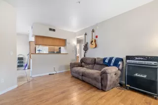Photo #6: 222106995 Listing