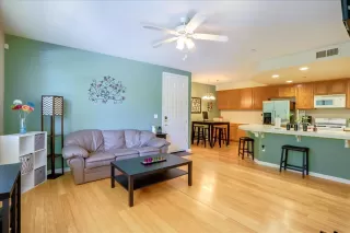 Photo #1: 222107015 Listing