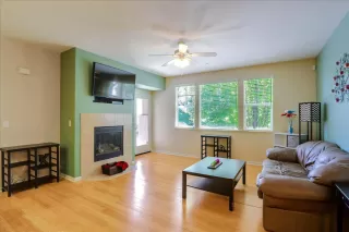 Photo #2: 222107015 Listing