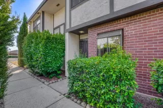 Photo #1: 222107163 Listing