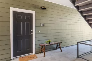 Photo #1: 222108399 Listing