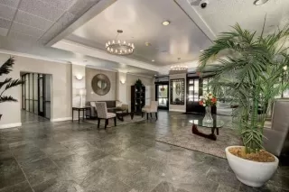 Photo #5: 222108510 Listing