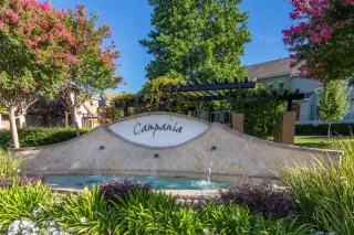 Photo #2: 222108733 Listing