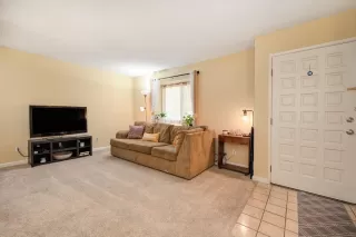 Photo #4: 222108815 Listing