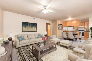 Photo #3: 222109164 Listing