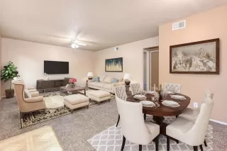 Photo #5: 222109164 Listing