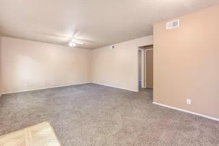 Photo #6: 222109164 Listing