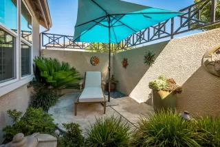 Photo #2: 222109481 Listing