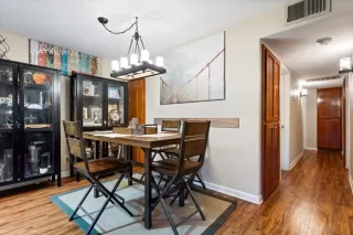 Photo #6: 222110285 Listing