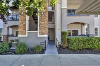 Photo #1: 222111153 Listing