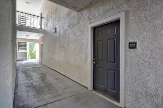 Photo #2: 222111153 Listing