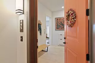 Photo #5: 222111321 Listing