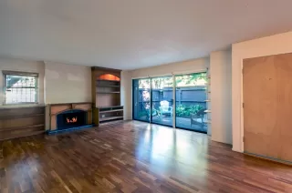 Photo #2: 222111603 Listing