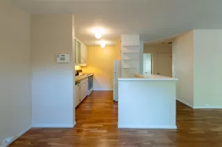 Photo #6: 222111603 Listing