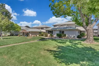 Photo #2: 222112181 Listing 