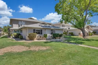 Photo #3: 222112181 Listing 