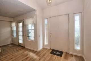 Photo #2: 222112227 Listing