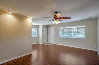 Photo #2: 222112323 Listing