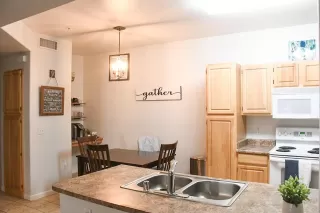 Photo #3: 222112390 Listing 