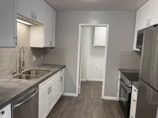 Photo #3: 222112397 Listing