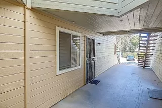 Photo #2: 222112569 Listing 