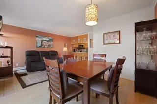 Photo #3: 222112797 Listing 