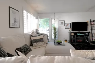 Photo #1: 222113016 Listing