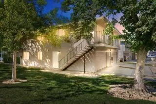 Photo #1: 222113103 Listing 