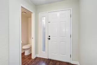 Photo #4: 222113939 Listing