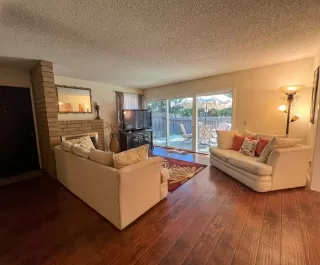 Photo #1: 222114075 Listing