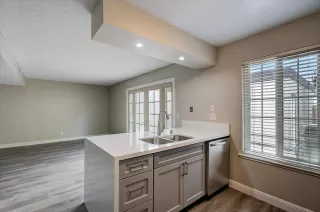 Photo #6: 222114519 Listing