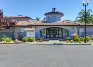 Photo #3: 222114559 Listing 