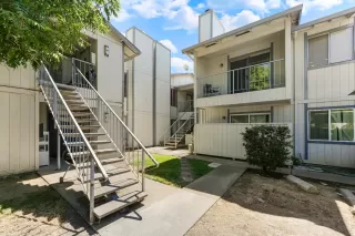 Photo #2: 222114761 Listing