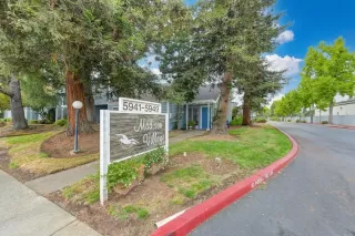 Photo #1: 222115077 Listing