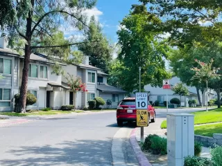 Photo #4: 222115208 Listing 