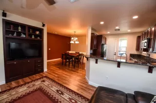 Photo #3: 222115302 Listing