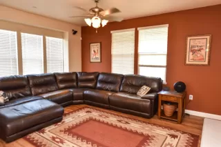 Photo #5: 222115302 Listing