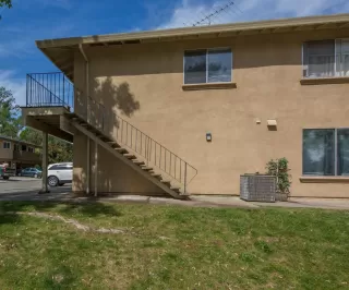 Photo #2: 222115666 Listing 
