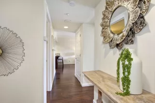 Photo #3: 222116351 Listing