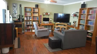 Photo #2: 222116402 Listing 