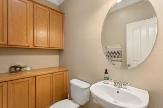 Photo #6: 222116563 Listing