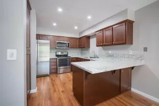 Photo #2: 222116875 Listing