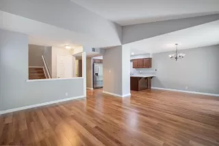 Photo #5: 222116875 Listing