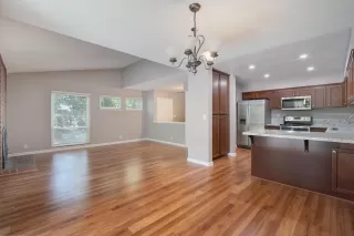 Photo #6: 222116875 Listing