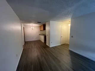 Photo #2: 222117172 Listing