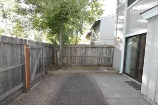 Photo #2: 222117837 Listing 