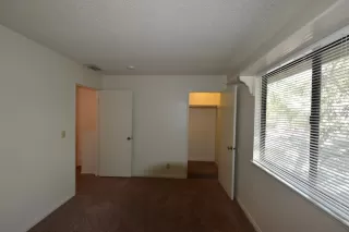 Photo #3: 222117837 Listing 