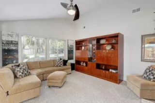 Photo #6: 222118400 Listing