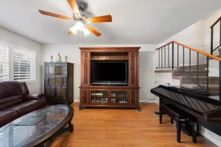 Photo #6: 222119094 Listing 