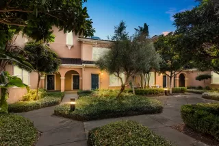 Photo #1: 222119345 Listing